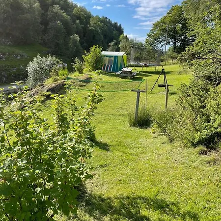 Gard's Hus I Alver Seim (Alver)