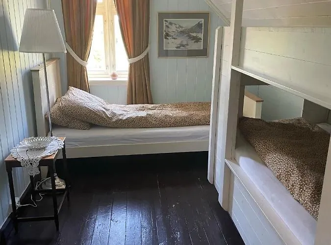 Gard's Hus I Alver *